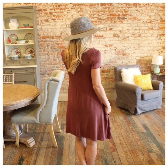 🌞SUMMER SALE🌞Marsala V Neck Tee Dress w/ Pockets - Picture 2 of 2